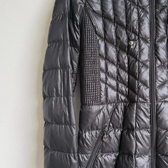 Bernardo Black Quilted Puffer Jacket Thigh Length Cover Butt, Size Medium - Picture 9 of 10